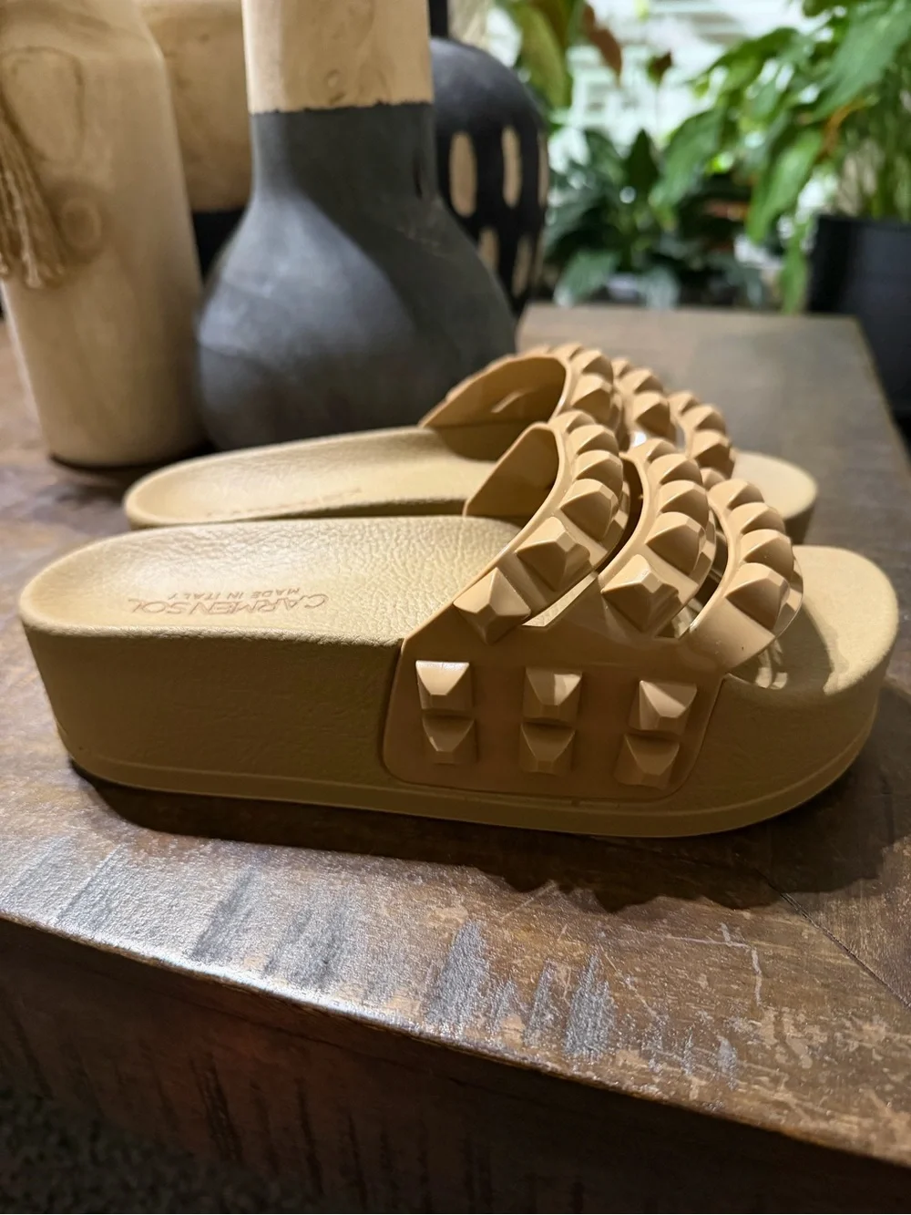 Carmen Sol original retail